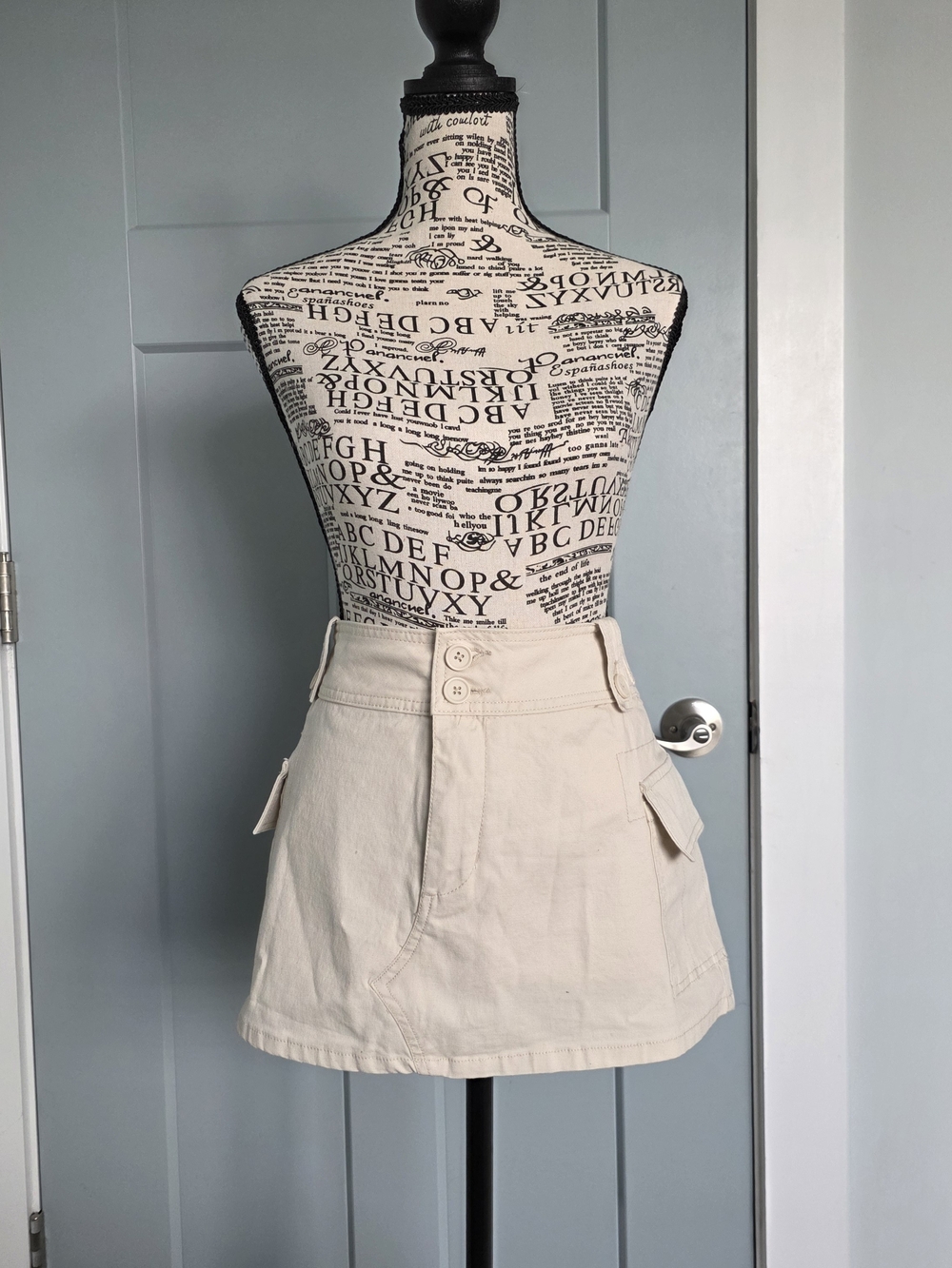 Madden NYC Cargo Mini Skort Tan Khaki Utility Gorpcore Y2K Festival Skirt L